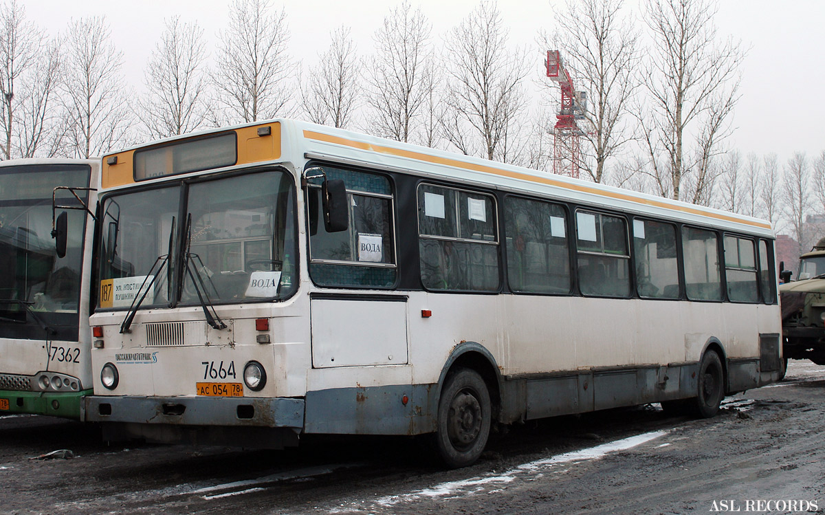 Санкт-Петербург, ЛиАЗ-5256.00 № 7664