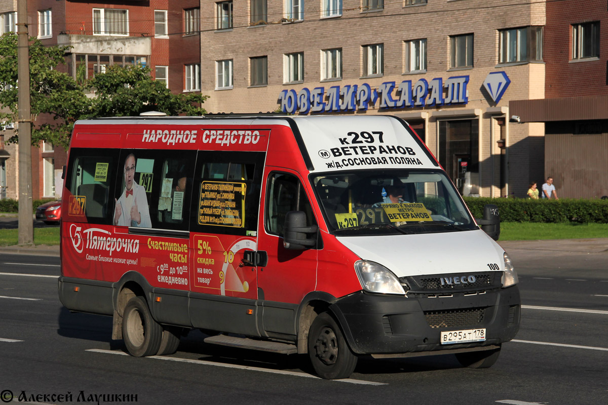 Sanktpēterburga, Nizhegorodets-2227UT (IVECO Daily) № 100