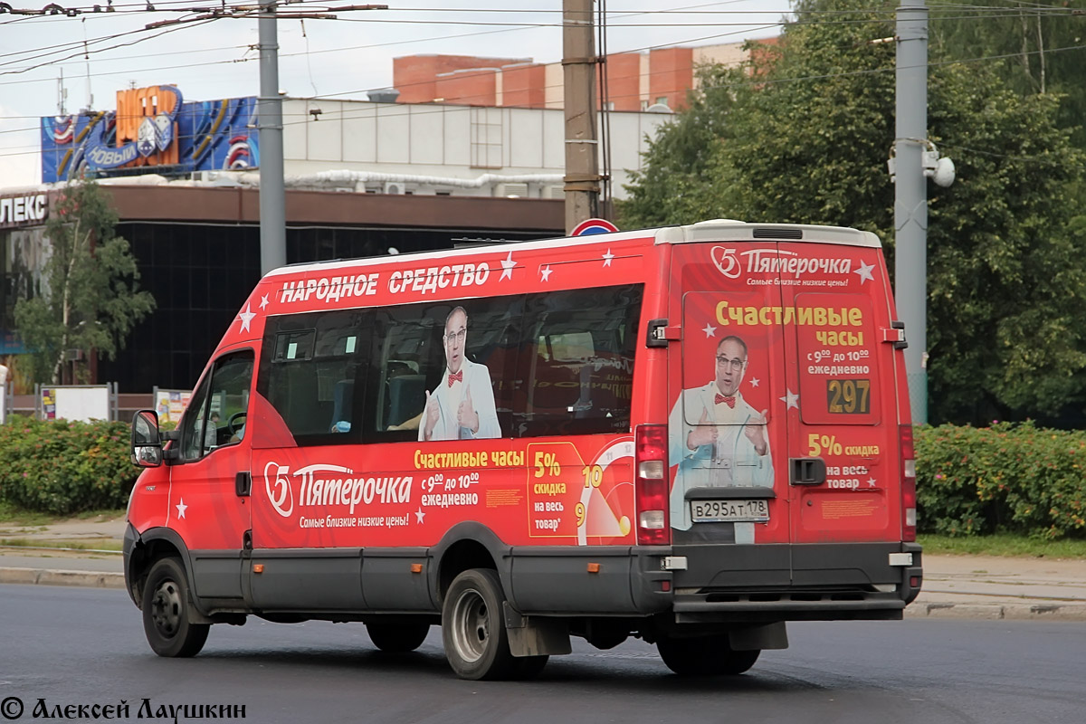 Санкт-Петербург, Нижегородец-2227UT (IVECO Daily) № 100