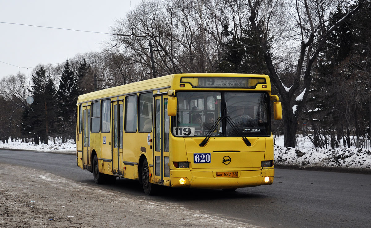 Омская область, ЛиАЗ-5256.25 № 620