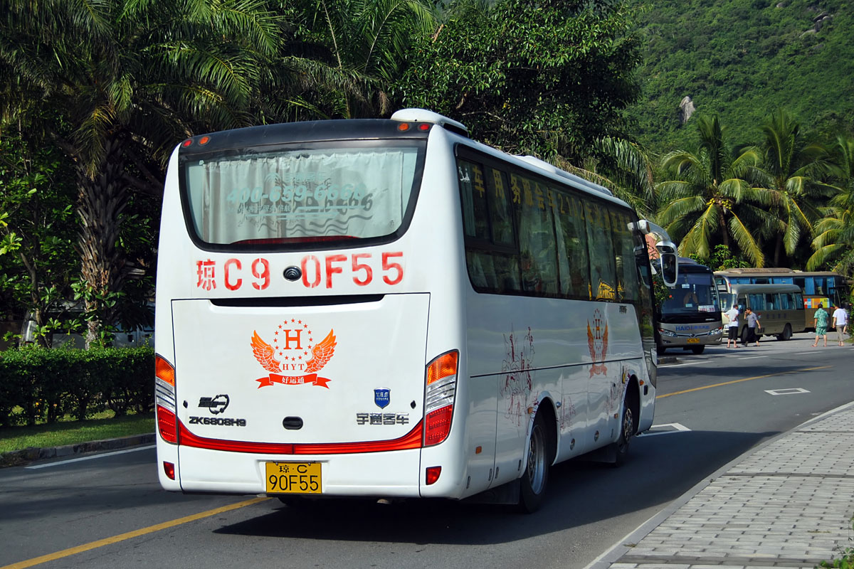 Китай, Yutong ZK6808H9 № 琼C 90F55