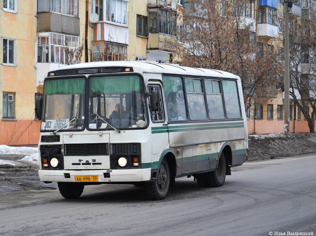 Автобус хутор. Автобус Клинцы ПАЗ. ПАЗ Брянск. Автобус ПАЗ 131 Клинцы. Автовокзал Клинцы Брянская область.