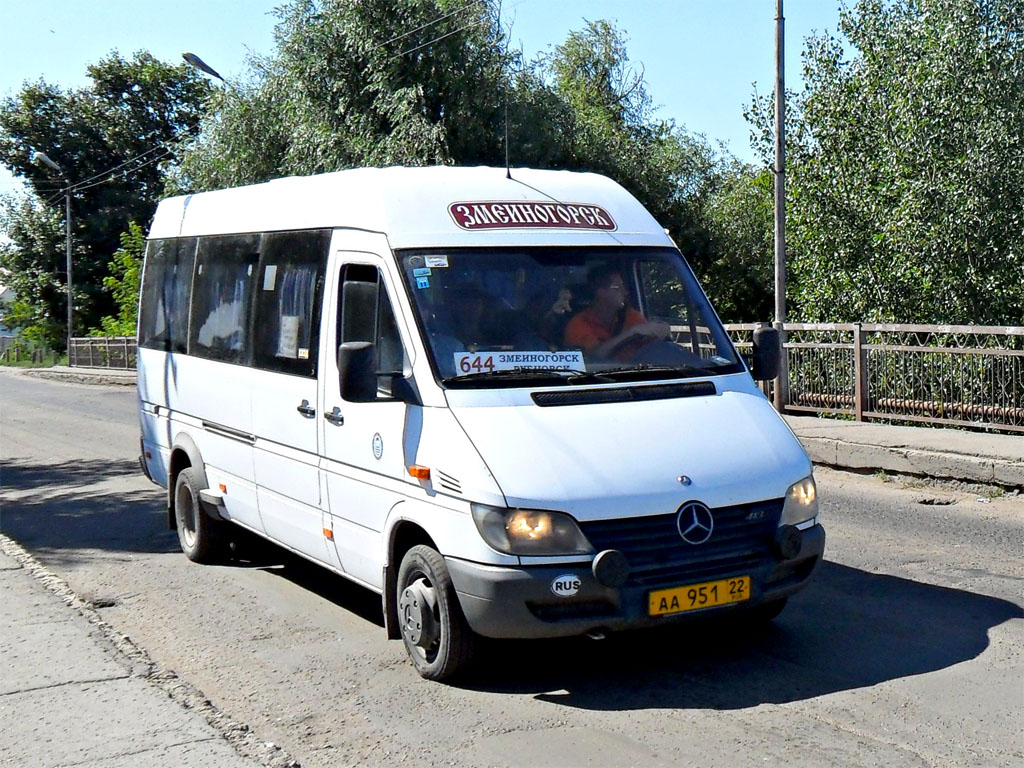 Алтайский край, Mercedes-Benz Sprinter W904 413CDI № АА 951 22