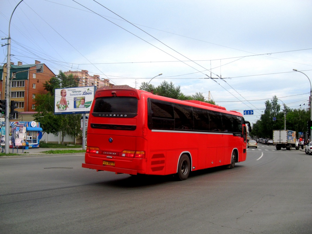 Новосибирская область, Kia KM948 Granbird Greenfield № КН 802 54