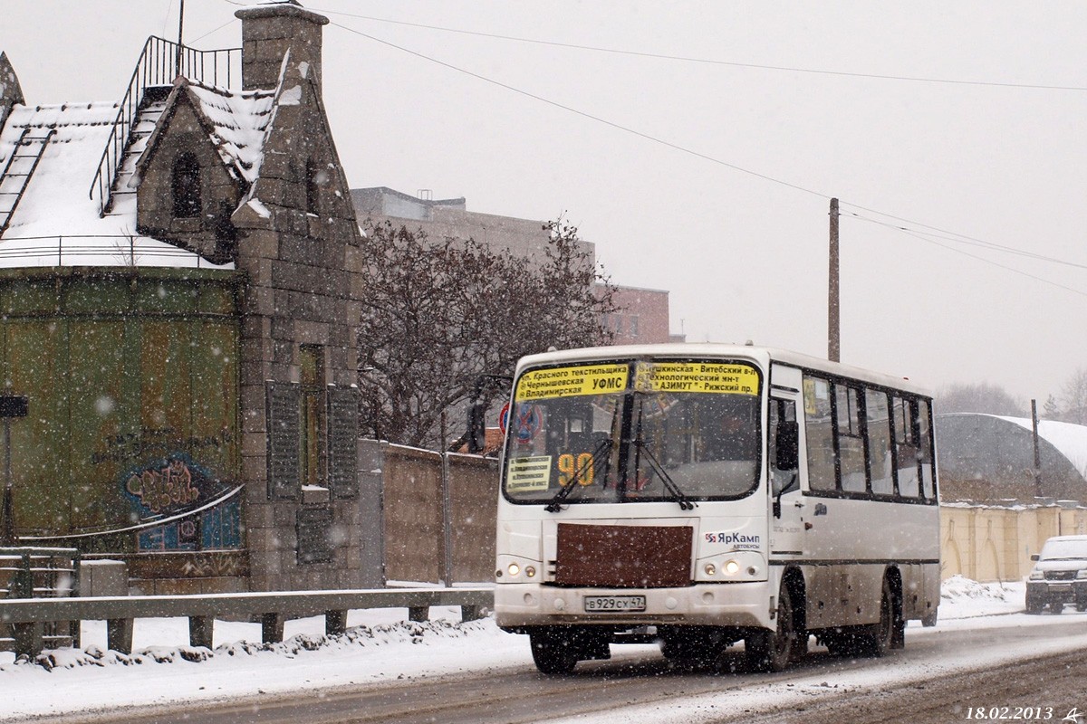 Sankt Petersburg, PAZ-320402-05 Nr В 929 СХ 47