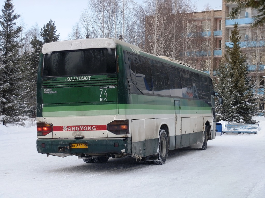 Chelyabinsk region, SsangYong TransStar # ВН 621 74