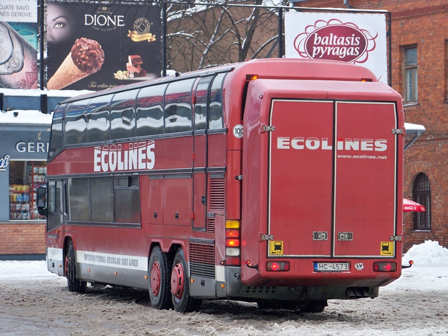 Латвия, Neoplan N122/3L Skyliner № 221