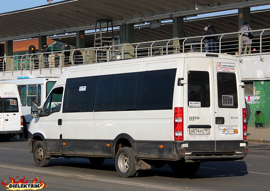 Москва, Нижегородец-2227UU (IVECO Daily) № О 074 УО 197