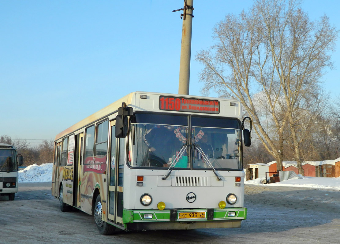 Novosibirsk region, LiAZ-5256.35 # КЕ 933 54 — Photo — Bus Transport