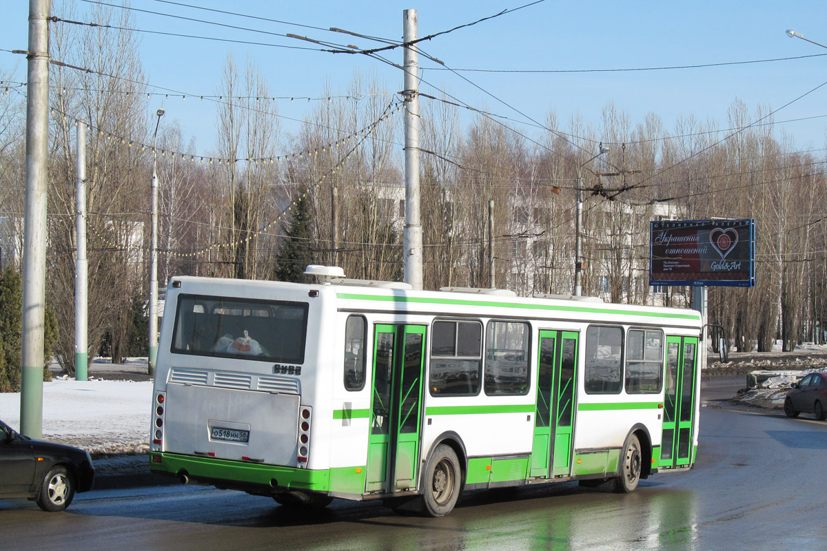 Пензенская область, ЛиАЗ-5256.45 № О 518 НН 58