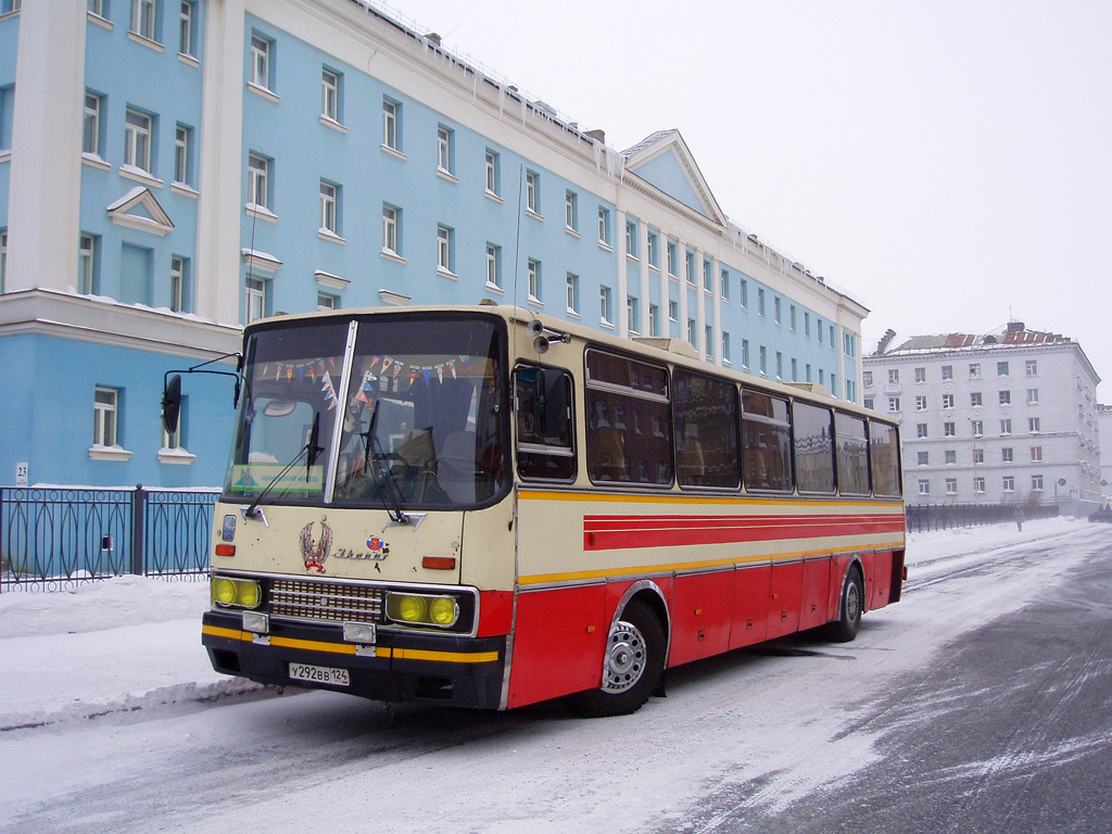 Krasnoyarsk region, Ikarus 250.95 # У 292 ВВ 124 — Photo — Bus Transport