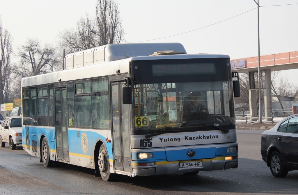 Алматы, Yutong ZK6120HGM № 165