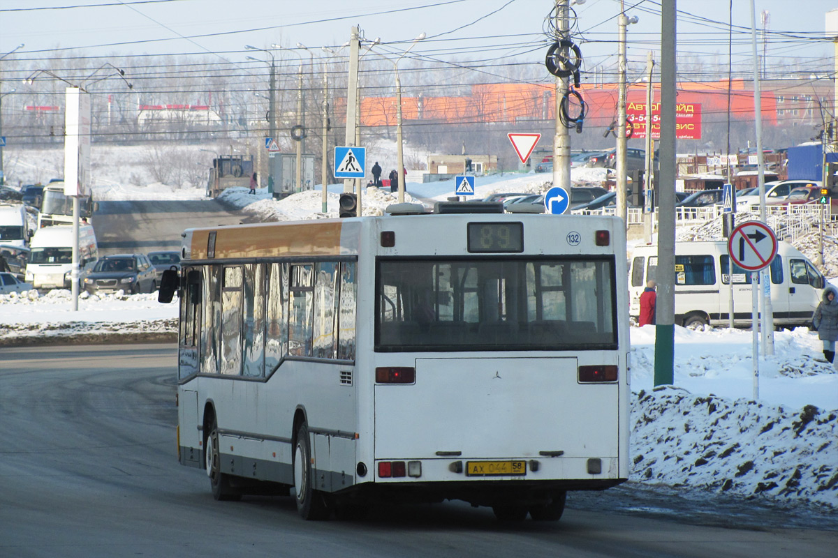 Пензенская область, Mercedes-Benz O405N2 № АХ 044 58