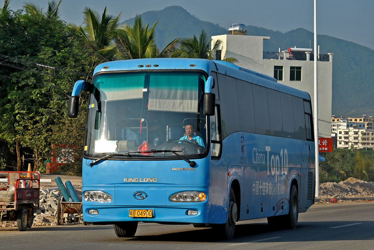 Китай, King Long XMQ6122F1BW № 琼B 04900