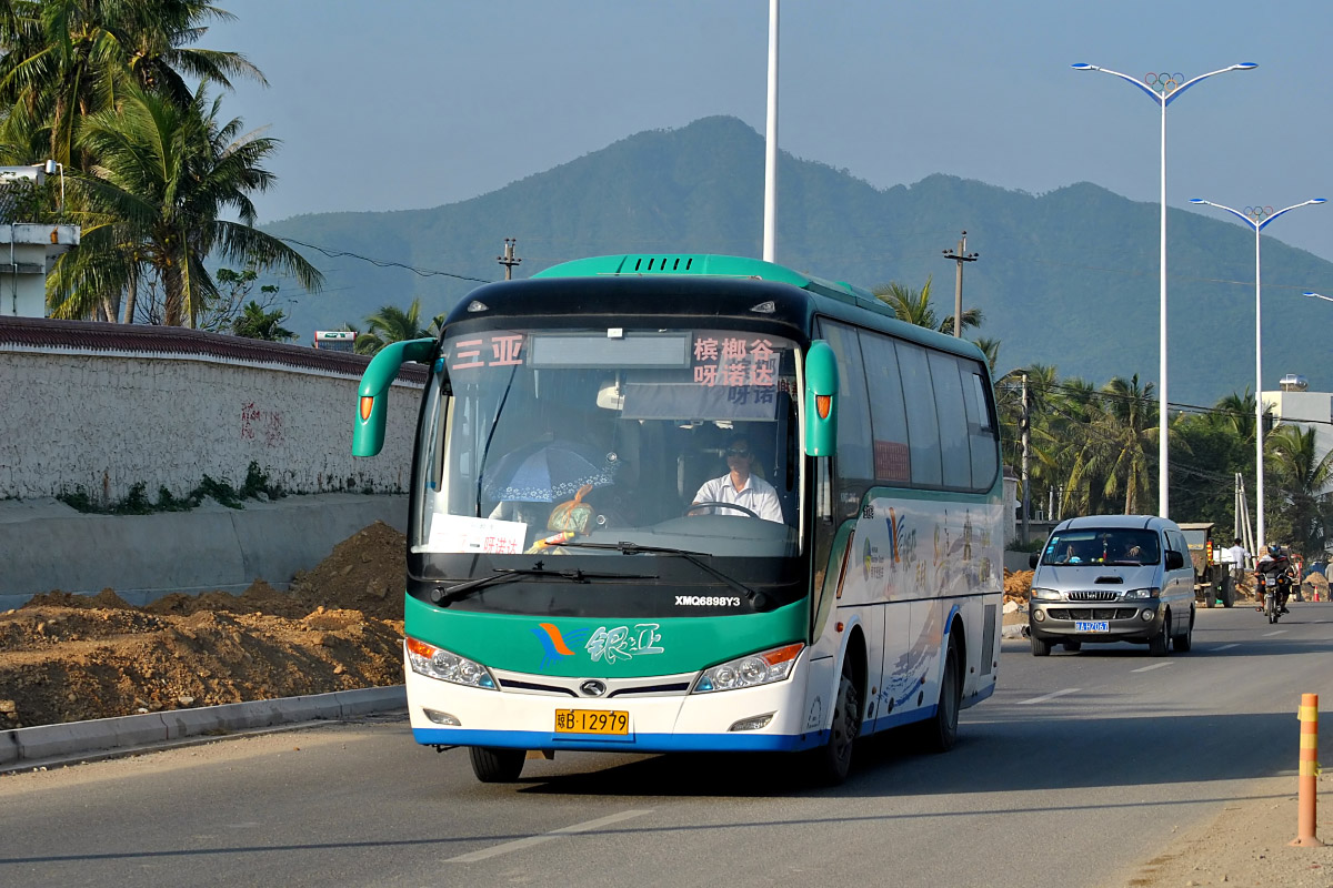 Китай, King Long XMQ6898Y3 № 琼B 12979