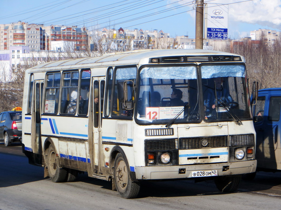 Кировская область, ПАЗ-4234 № В 028 ОМ 43