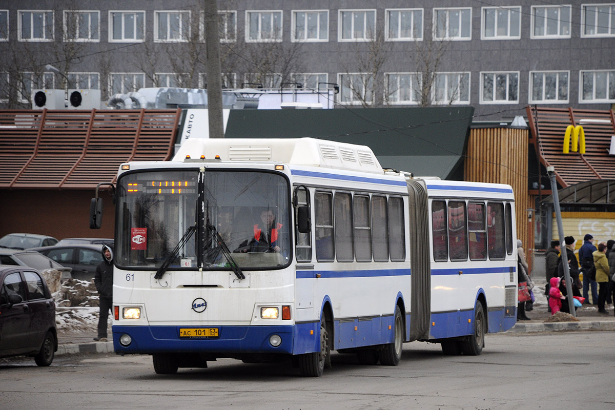 Новгородская область, ЛиАЗ-6212.70 № 61