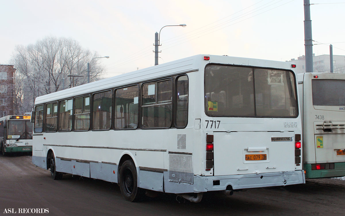 Saint Petersburg, LiAZ-5256.25 # 7717