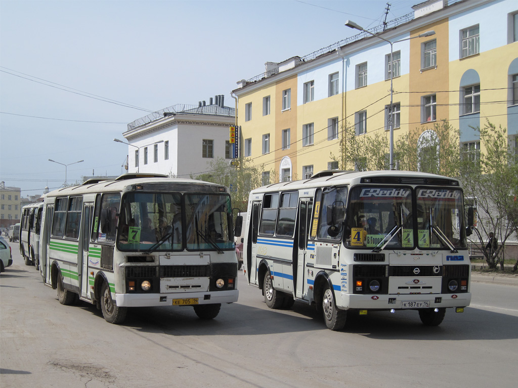 Саха (Якутия), ПАЗ-32054 № КЕ 705 14; Саха (Якутия), ПАЗ-32054 № К 187 ЕУ 14