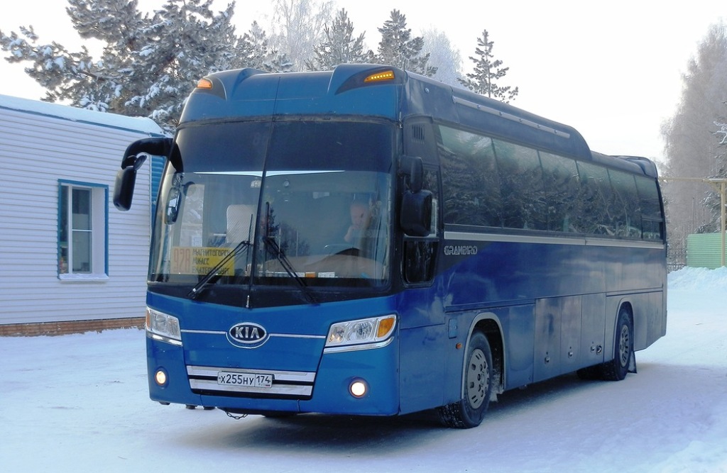 Челябинская область, Kia KM948 Granbird Greenfield № Х 255 НУ 174