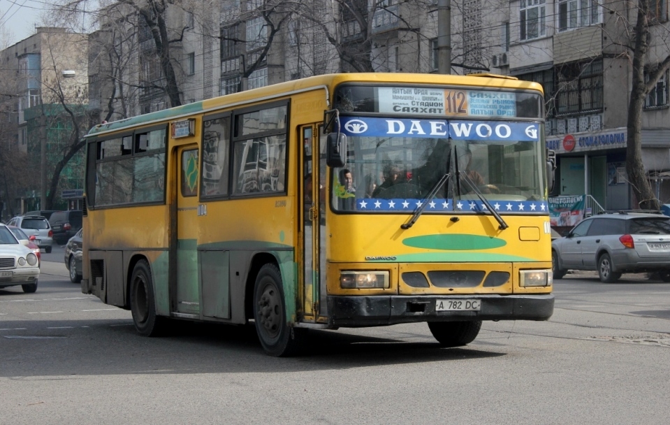 Almaty, Daewoo BS090 Royal Midi (Busan) Nr. 1104