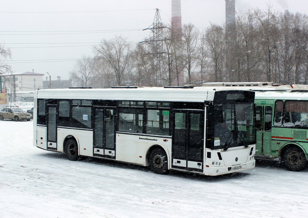 Свердловская область, КАвЗ-4239 № С 882 ВС 96