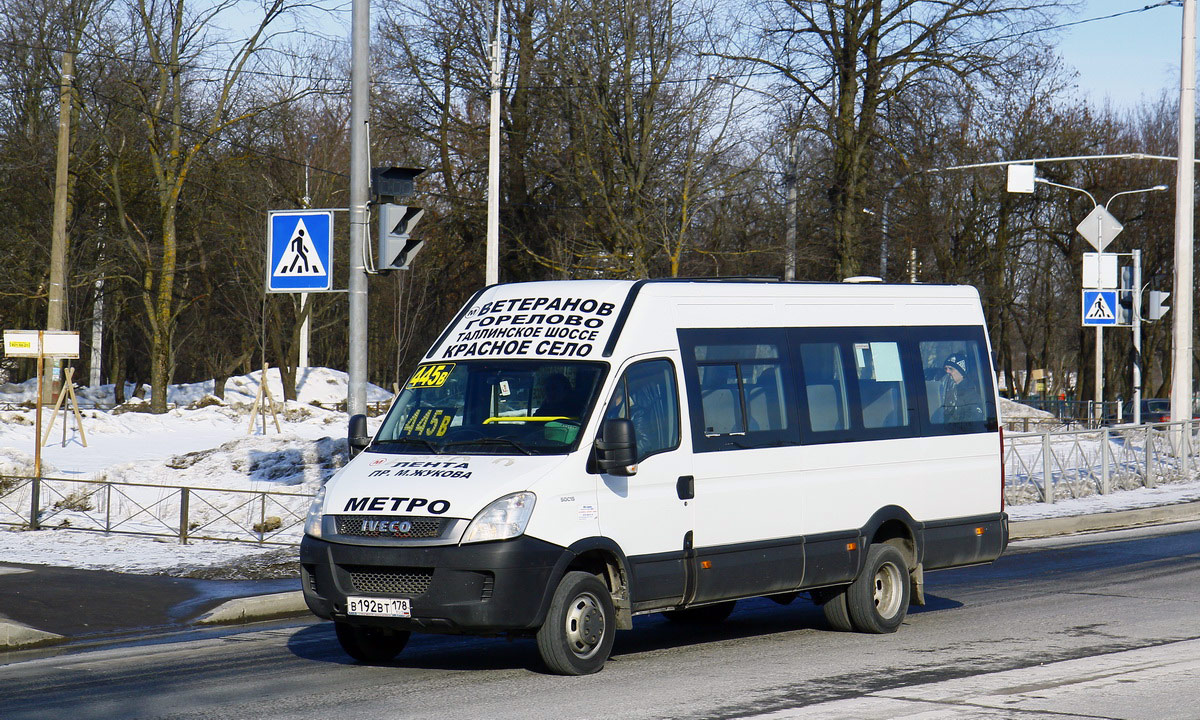 Санкт-Петербург, Нижегородец-2227UU (IVECO Daily) № В 192 ВТ 178