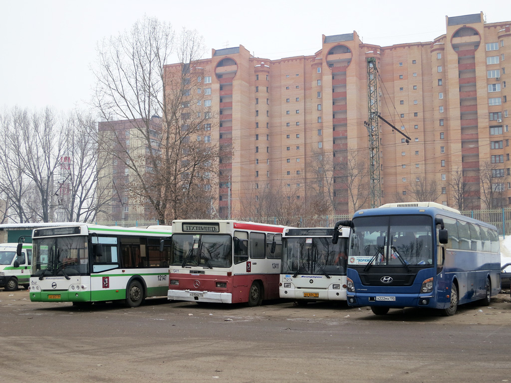 Московська область, Hyundai Universe Space Luxury № А 222 МХ 190; Москва — Автобусные вокзалы, станции и конечные остановки