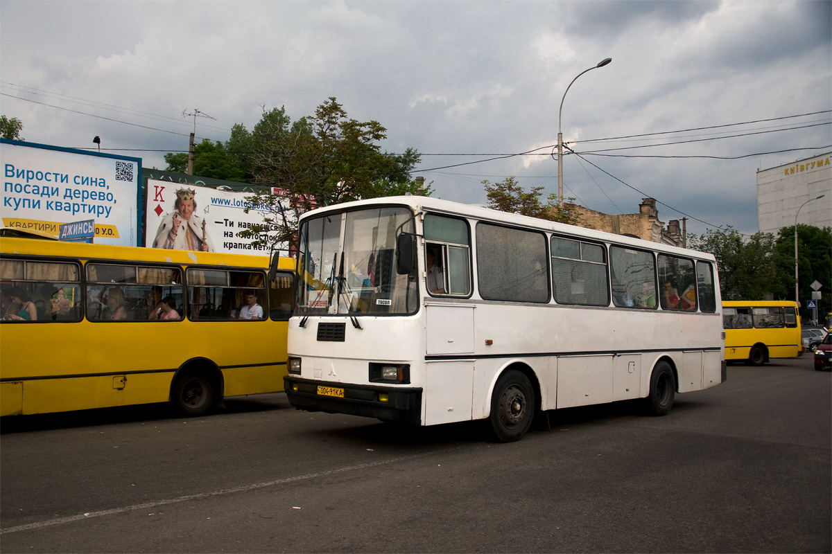 Киев, ЛАЗ А141 № 2832