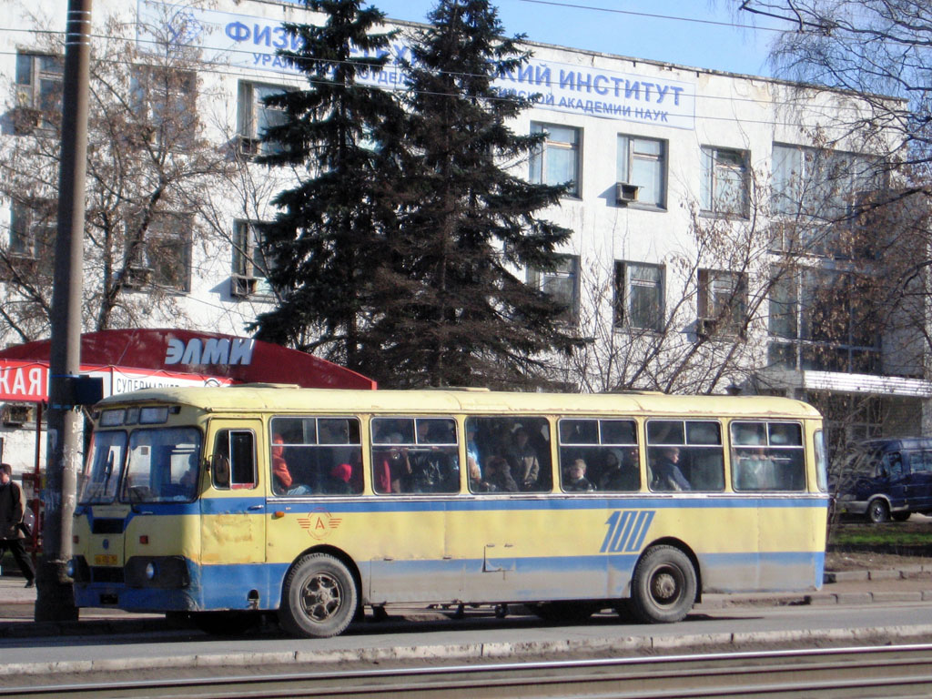 Udmurtia, LiAZ-677M # ЕА 450 18