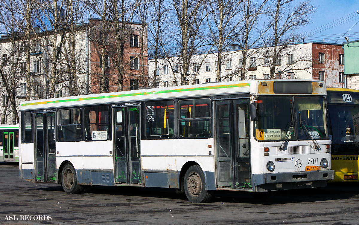 Санкт-Петербург, ЛиАЗ-5256.00 № 7701