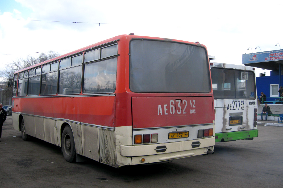 Kemerovo region - Kuzbass, Ikarus 256.74 # АЕ 632 42