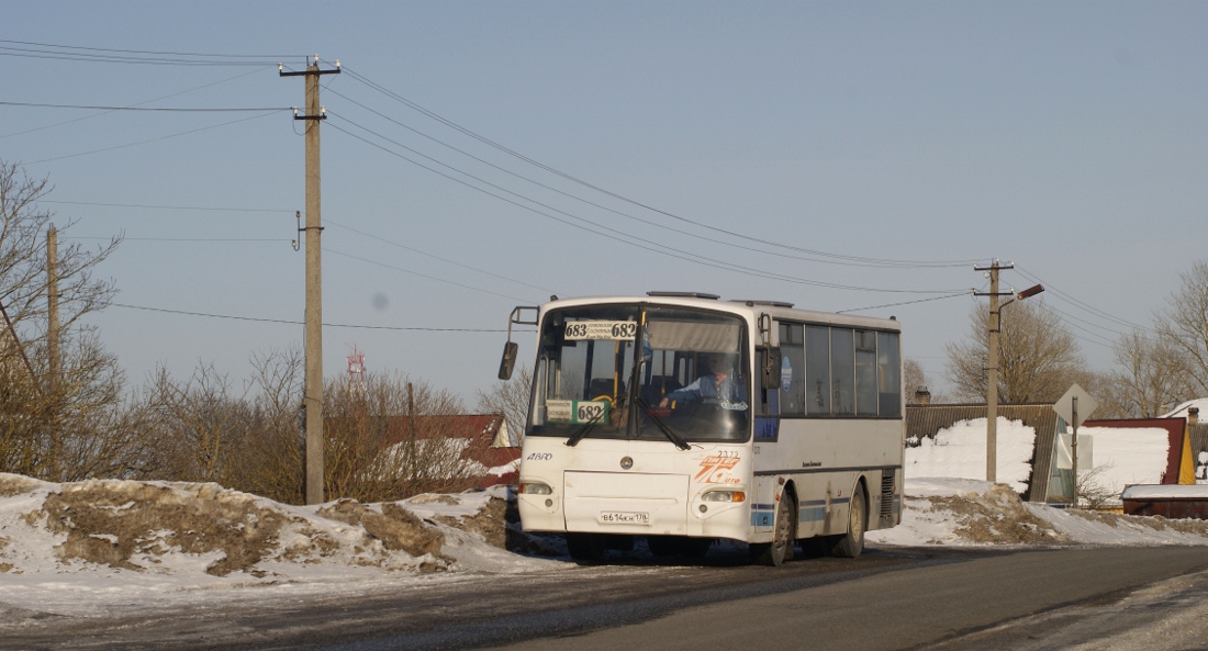 Санкт-Петербург, КАвЗ-4235-03 № 2372