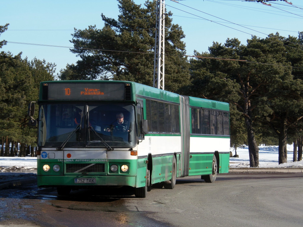 Эстония, Carrus N204 City № 2752