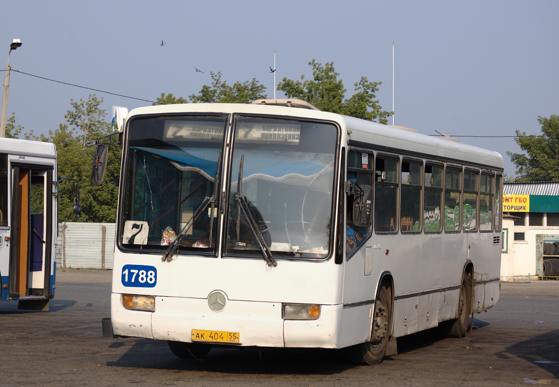 Omszki terület, Mercedes-Benz O345 sz.: 1788