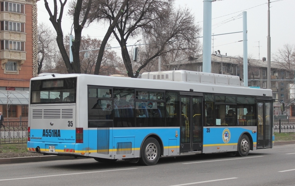 Алматы, Yutong ZK6120HGM № 35