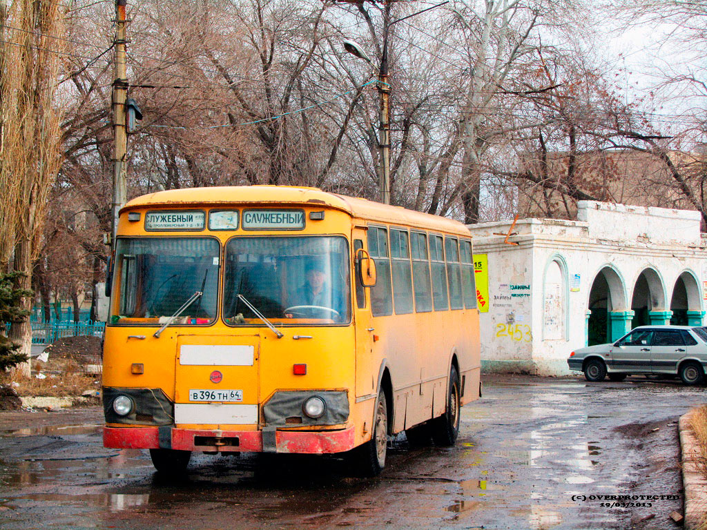 Saratov region, LiAZ-677M Nr. В 396 ТН 64