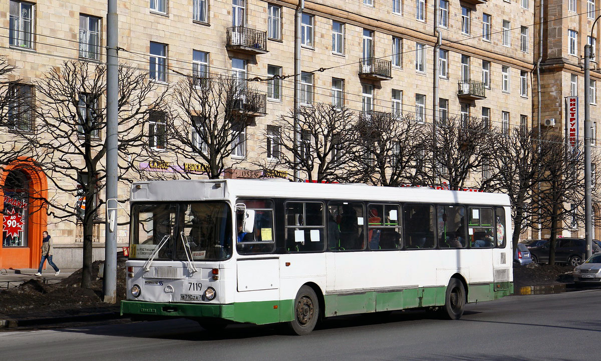 Санкт-Петербург, ЛиАЗ-5256.25 № 7119