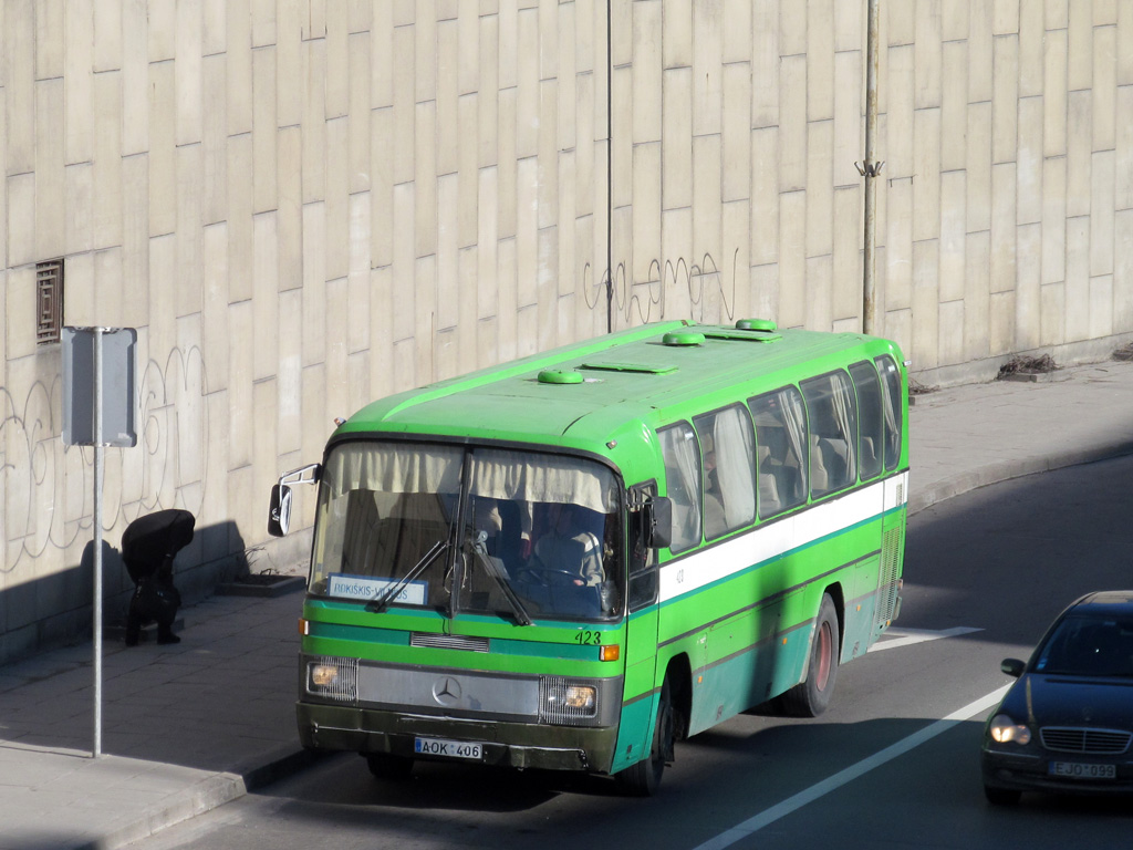 Литва, Mercedes-Benz O303-11ÜHE № 423