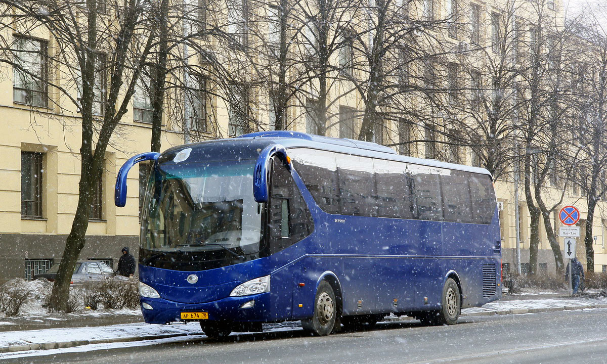 Санкт-Петербург, Yutong ZK6129H № АР 674 78