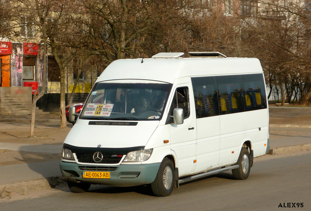 Днепропетровская область, Mercedes-Benz Sprinter W903 311CDI № AE 0063 AB