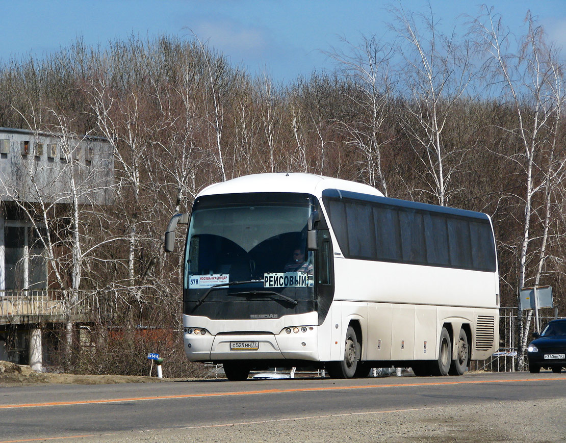 Москва, Neoplan P22 N2216/3SHDL Tourliner SHDL № С 529 МН 77