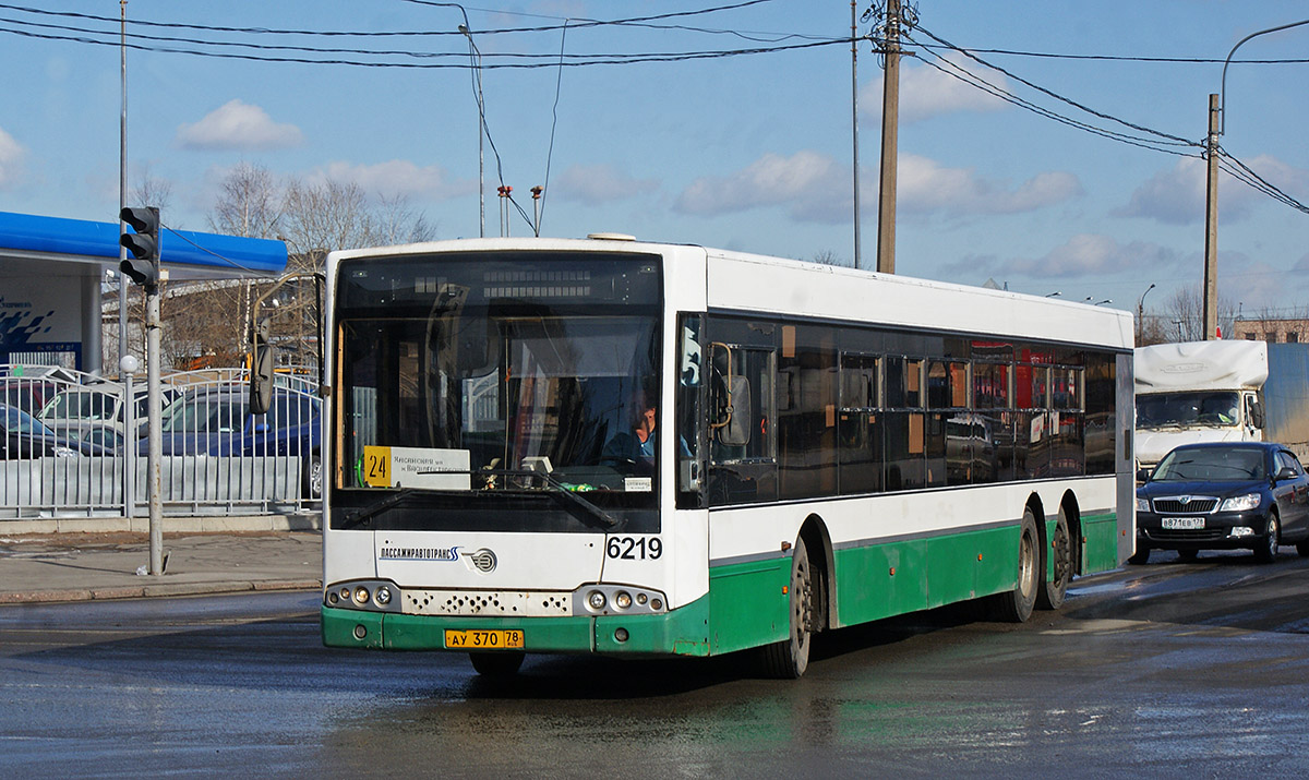 Санкт-Петербург, Волжанин-6270.06 