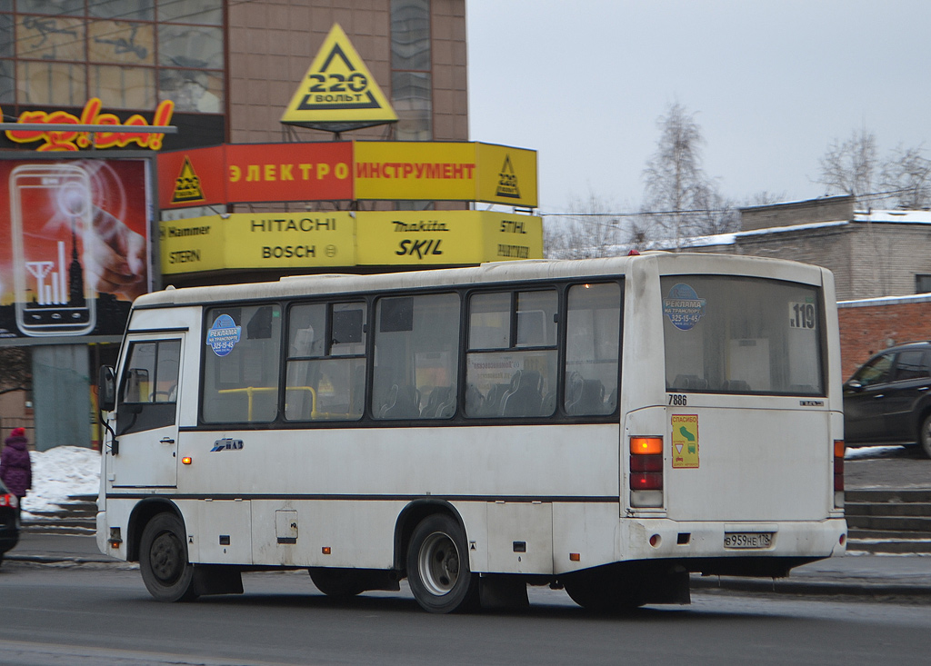 Szentpétervár, PAZ-320402-05 sz.: 7886