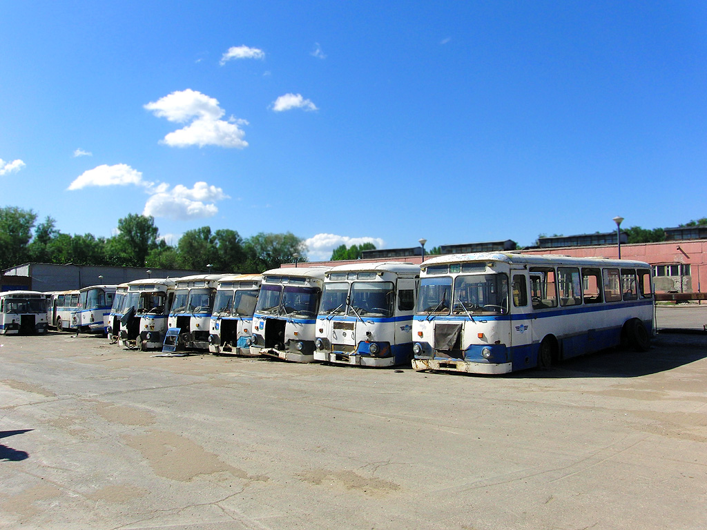 Самарская область, ЛиАЗ-677М № 50105; Самарская область — Автобусные парки, автокомбинаты, автопредприятия
