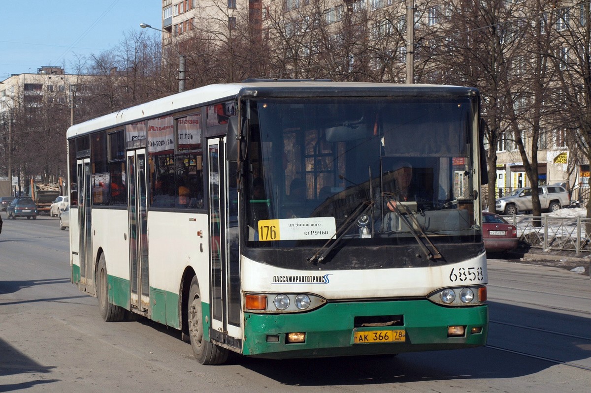 Санкт-Петербург, Волжанин-5270-10-05 № 6858