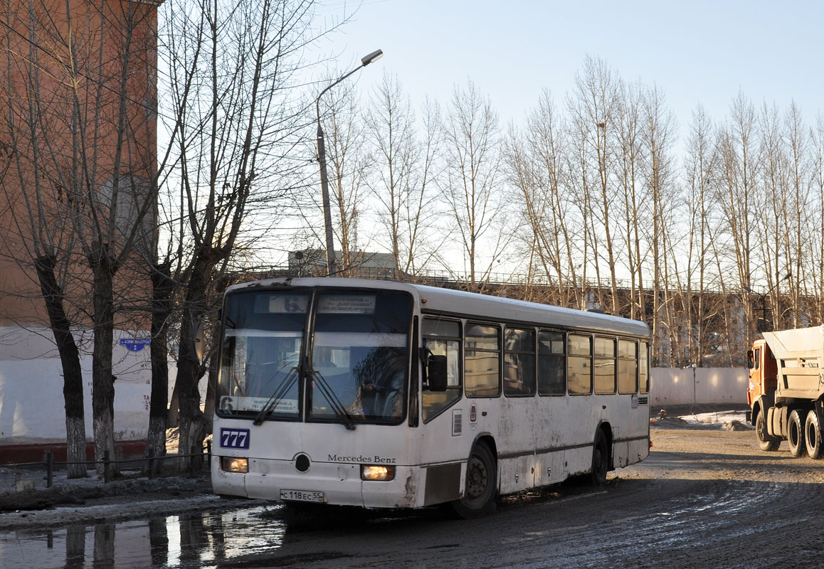 Омская область, Mercedes-Benz O345 № 777