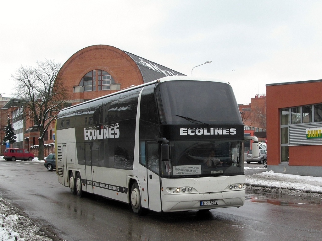 Латвия, Neoplan PB2 N1122/3L Skyliner L № 272