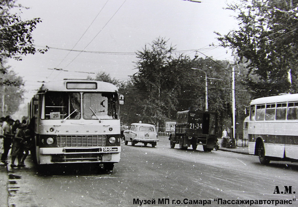 Самарская область, Ikarus 180 № 08-08 КШН; Самарская область — Фотографии XX века
