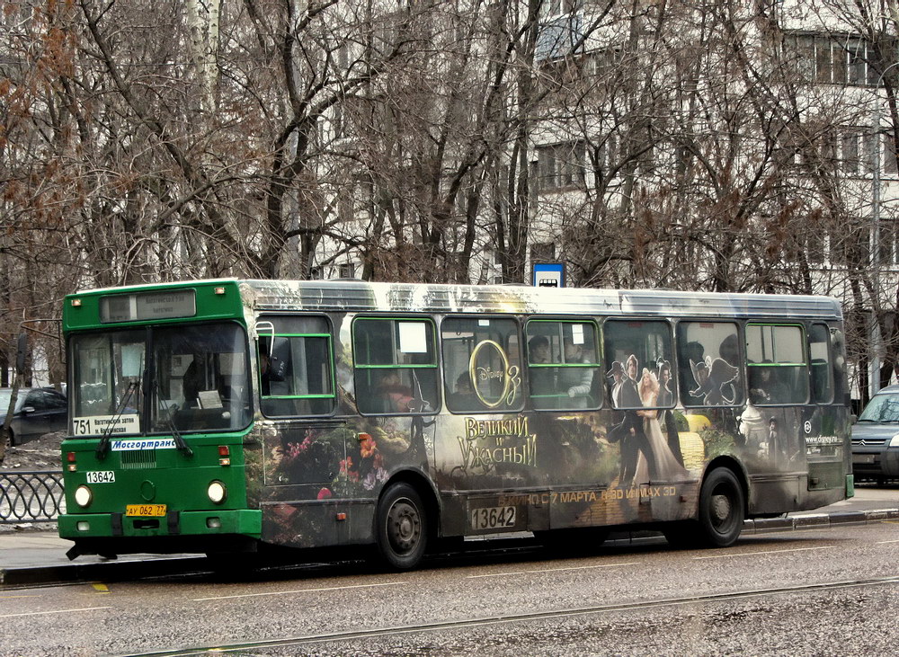 Москва, ЛиАЗ-5256.25 № 13642